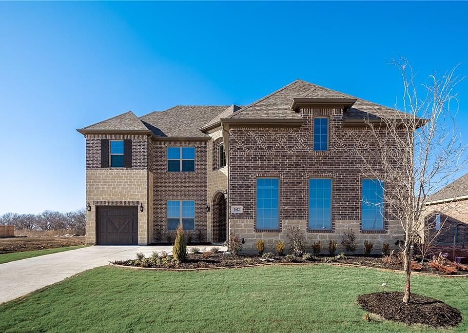 1st image of 1612 Serra Dr