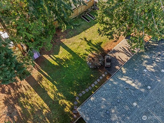 2nd image of 5824 177th Street SW