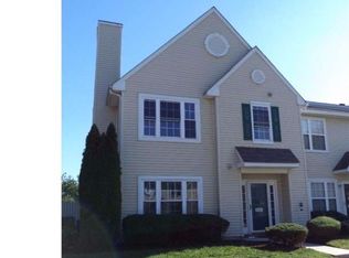 101 Quay Ct, Palmyra, NJ 08065