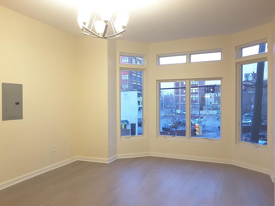 1st image of 718 N 15th St APT 6
