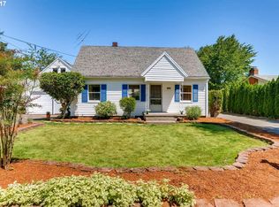 12317 SE Madison St, Portland, OR 97233