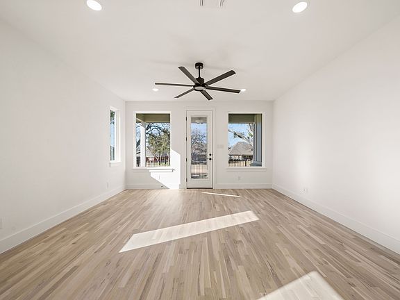 7th image of this home