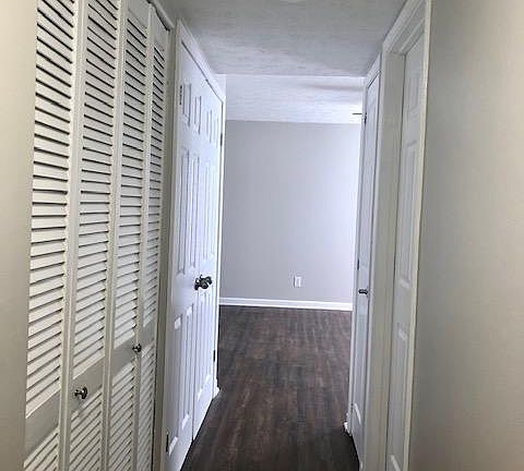 3rd image of 5211 Windy Willow Dr