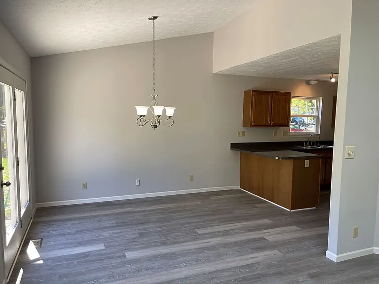 6107 Naschette Pkwy — Photo 9
