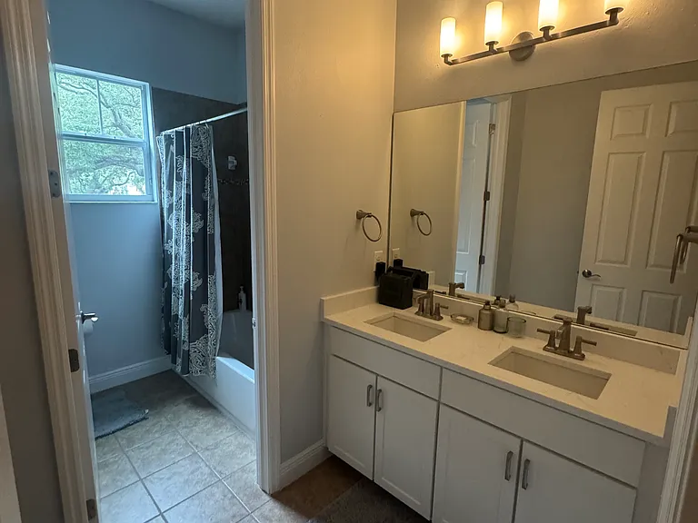 205 S New Jersey Ave #A — Photo 22