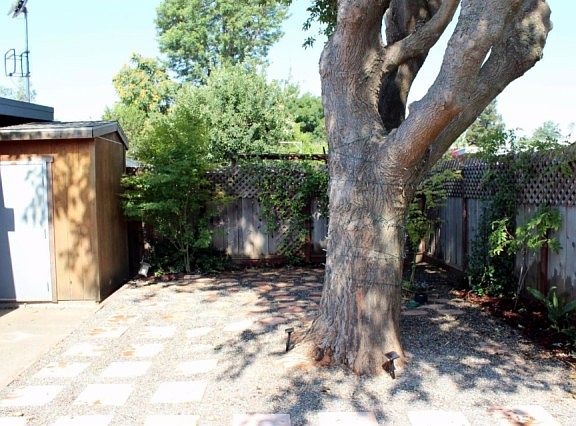 3rd image of 912 Del Oro Pl