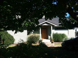 13732 20th Ave NE, Seattle, WA 98125