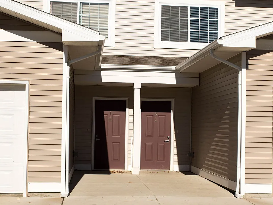 1620 Abraham Pkwy #5