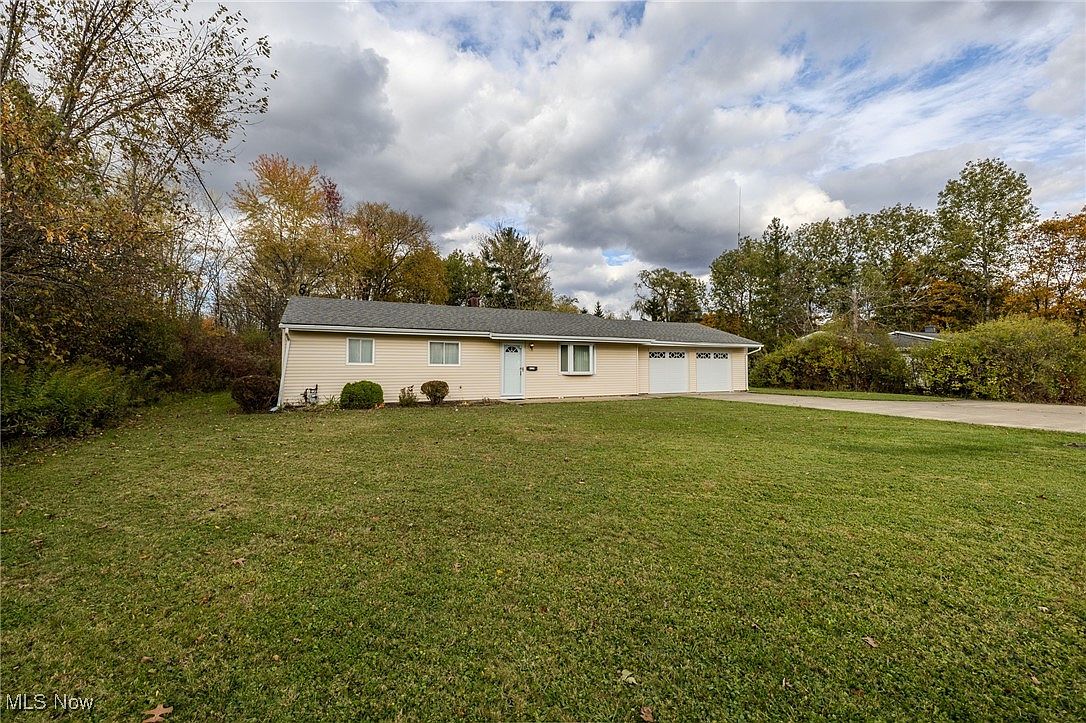 8226 Cedar Rd, Chesterland, OH 44026 | Zillow