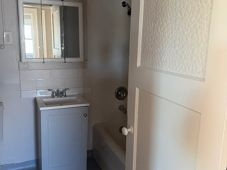 809 S I St #205 — Photo 7
