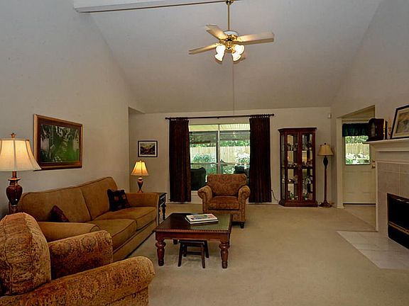 4th image of 5514 Trail Timbers Dr