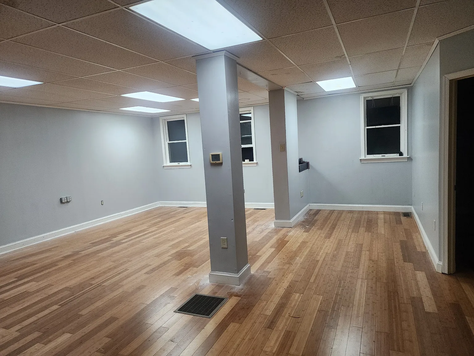 Studio, 1500 sqft, $1,750 — Photo 3