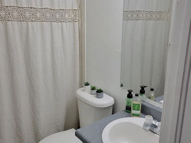Villa Verde Apartments - $250 Off Move-In Costs! — Photo 5