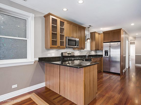 5th image of 1510 N Bosworth Ave APT 2