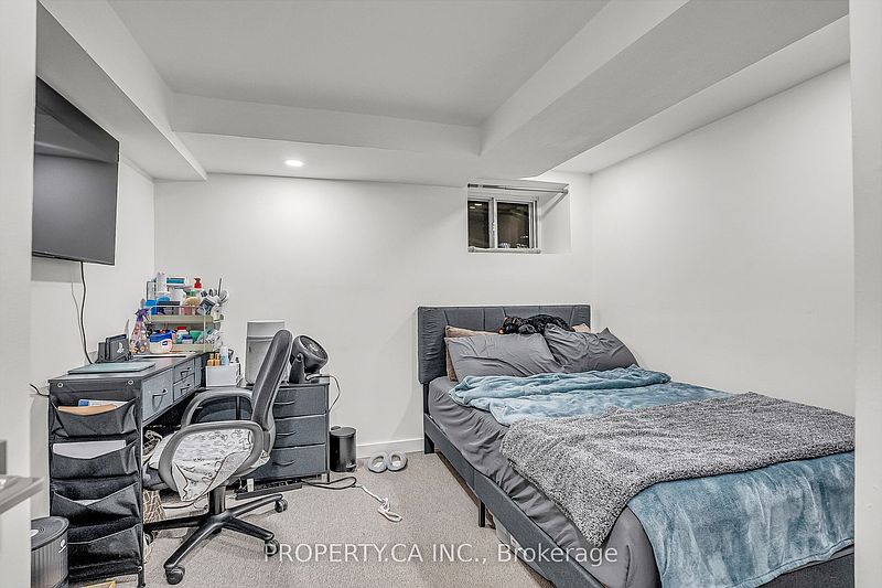 Toronto House for rent - 2 Bedrooms — photo 12