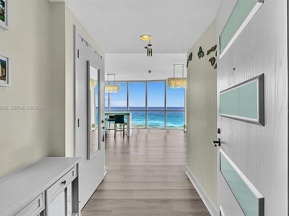 5th image of 3801 Collins Ave #806