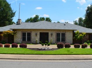 4530 College Park Dr, Dallas, TX 75229