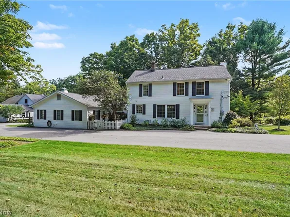 10616 Pekin Rd, Newbury, OH 44065