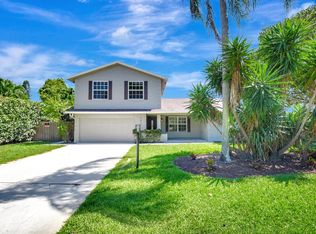 4610 Pine Tree Dr, Delray Beach, FL 33445