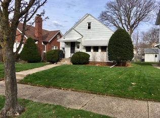 2006 12th St, Moline, IL 61265