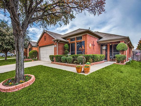 3rd image of 1005 Iron Horse Dr