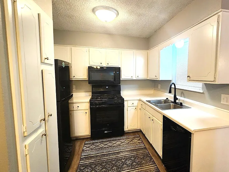6704 N Meridian Ave #A — Photo 18