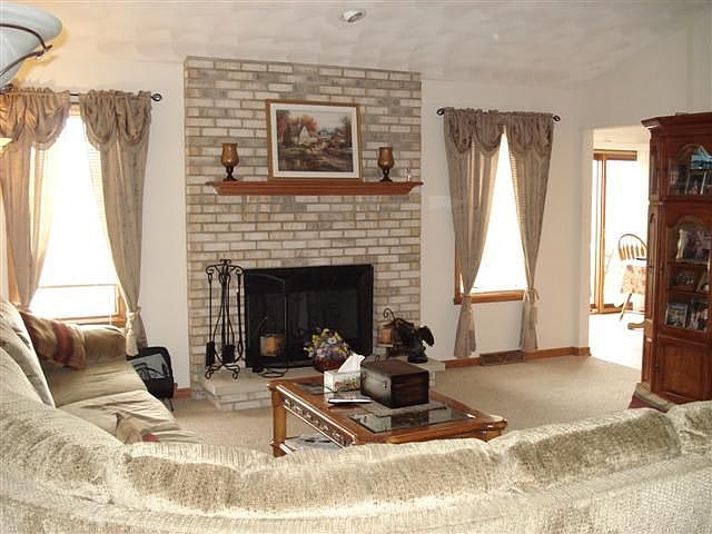Great room floor plan with 12' ceiling