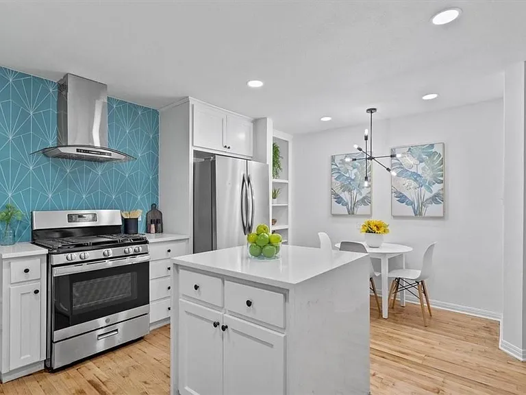 1904 Romeria Dr — Photo 20