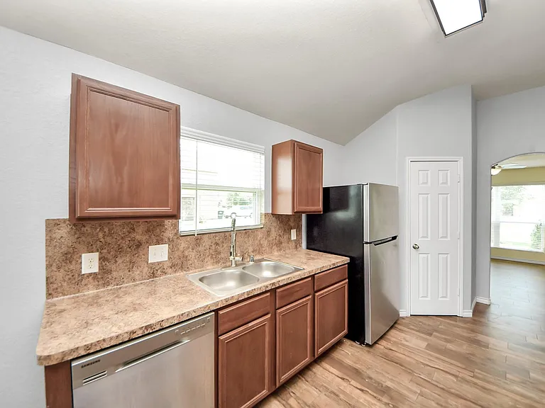 3226 View Valley Trl — Photo 15