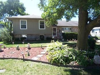 1st image of 1579 Crestwood Ln