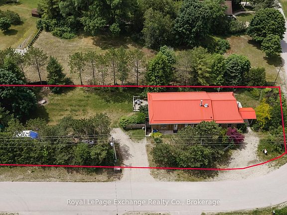 5th image of 141 Bell Dr