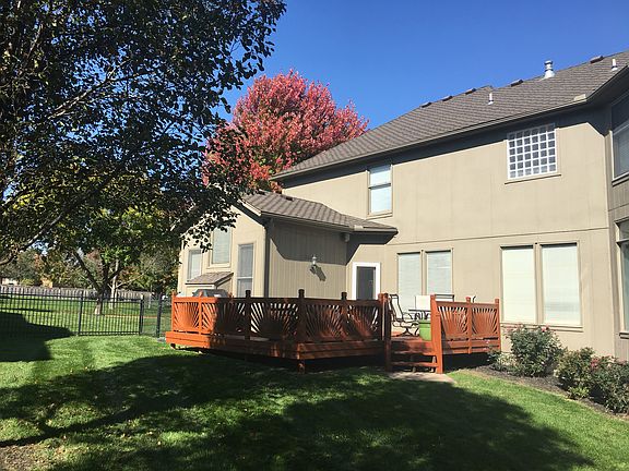 2nd image of 11209 W 141st St