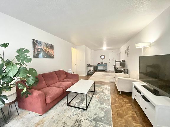 4th image of 520 E 81st St APT 3L