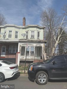 2 Laurel Pl, Trenton, NJ, 08618