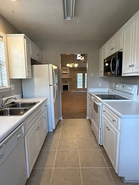 2 bed, 1116 sqft, $1,550 — Photo 3