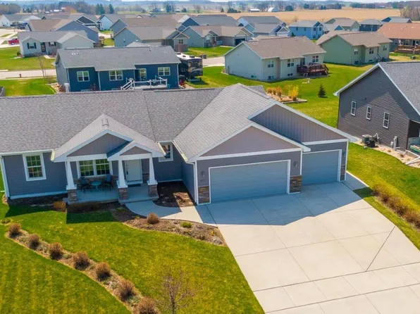647 Badger Drive, Evansville, WI 53536