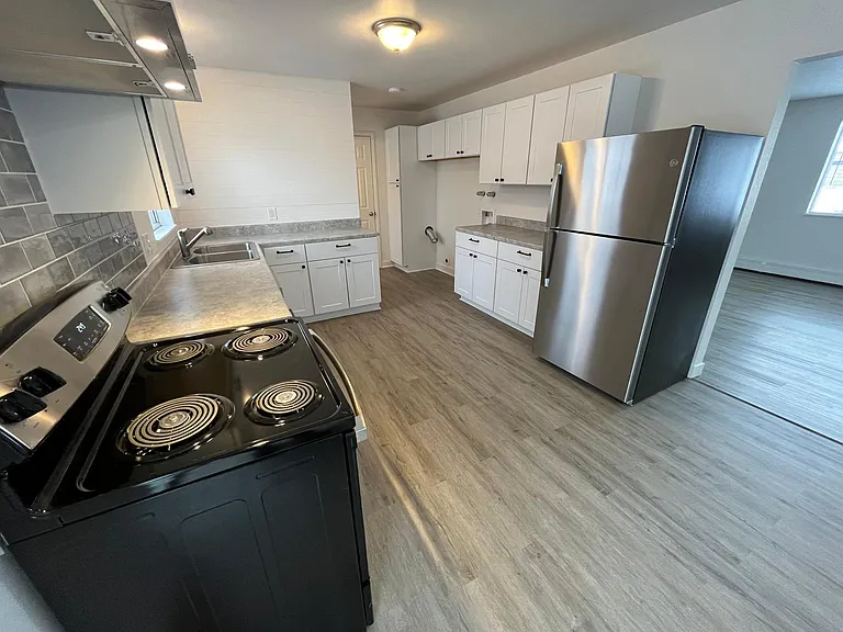 3520 Sheridan Ave — Photo 17