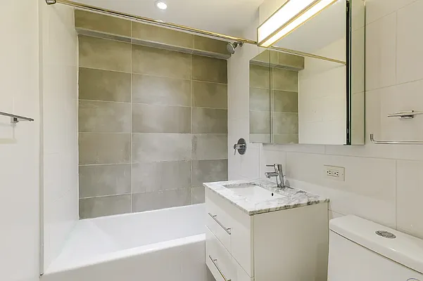 Rented by Dalan Rentals | media 20