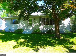 913 10th St SW, Forest Lake, MN 55025