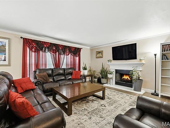 4th image of 5968 Southcrest Way