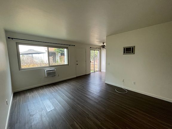 3rd image of 8132 Winter Gardens Blvd Unit 5