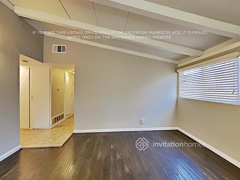 6452 Geyser Ave — Photo 5