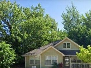 410 S 1st St, Guthrie, OK 73044