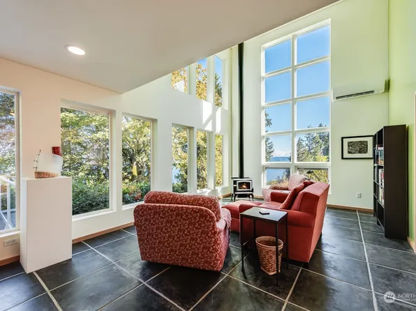 3699 Saratoga Rd, Langley, WA 98260