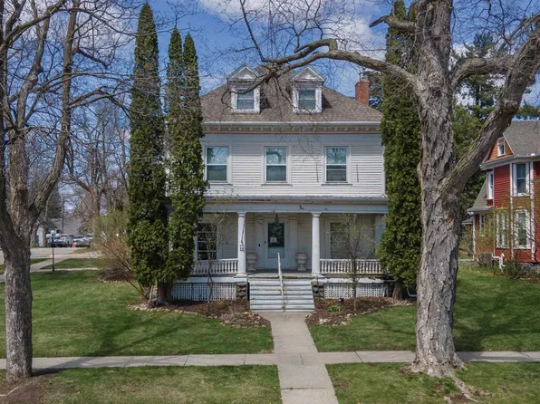 195 E Park Ave, Berlin, WI 54923