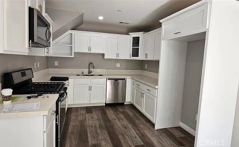 12308 Valley View Ave — Photo 43
