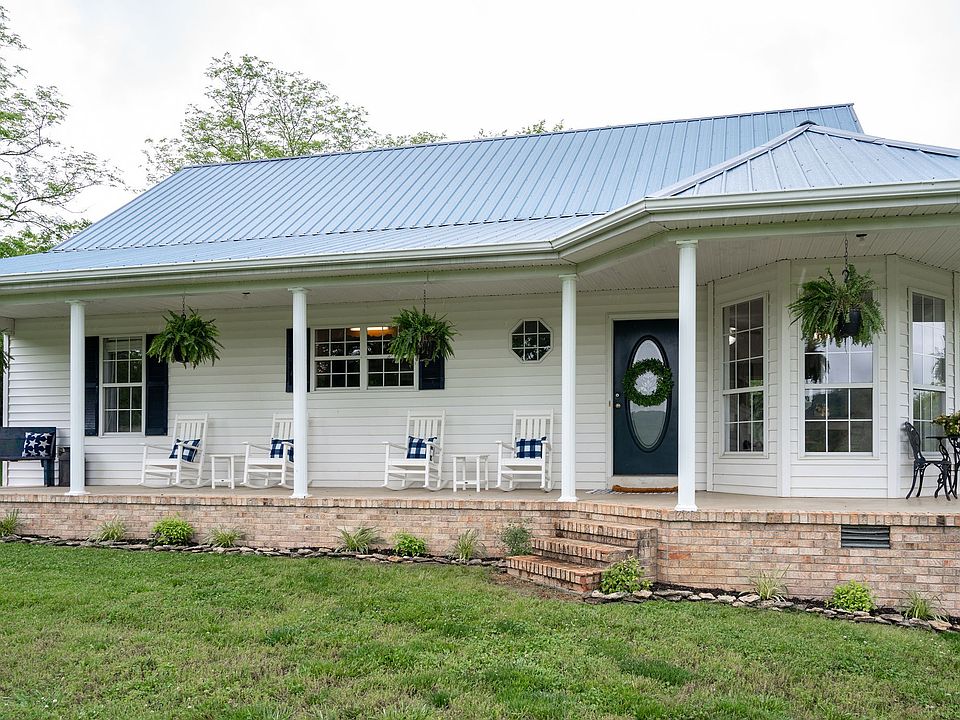 1st image of 205 Haley Ln