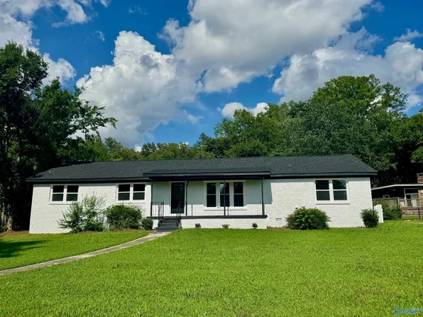 623 Valley View Ter SE, Huntsville, AL 35803