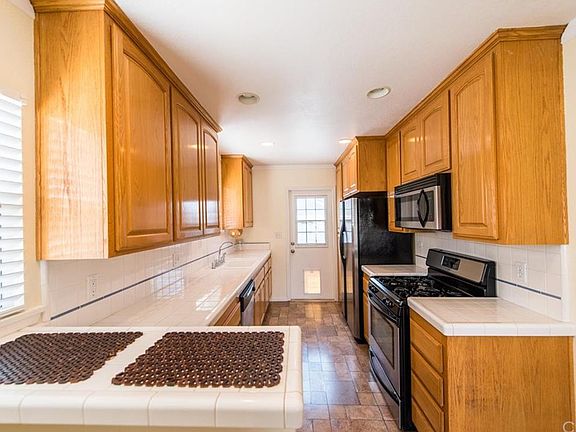 4th image of 3710 W 180th Pl