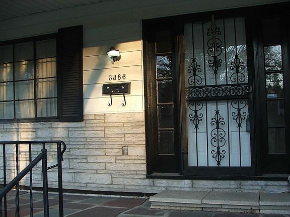 4th image of 3886 Shattuck Ave